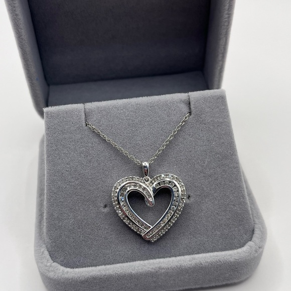 0.50 CT Natural Diamond Large Heart Sterling Silver Necklace - Picture 6 of 8